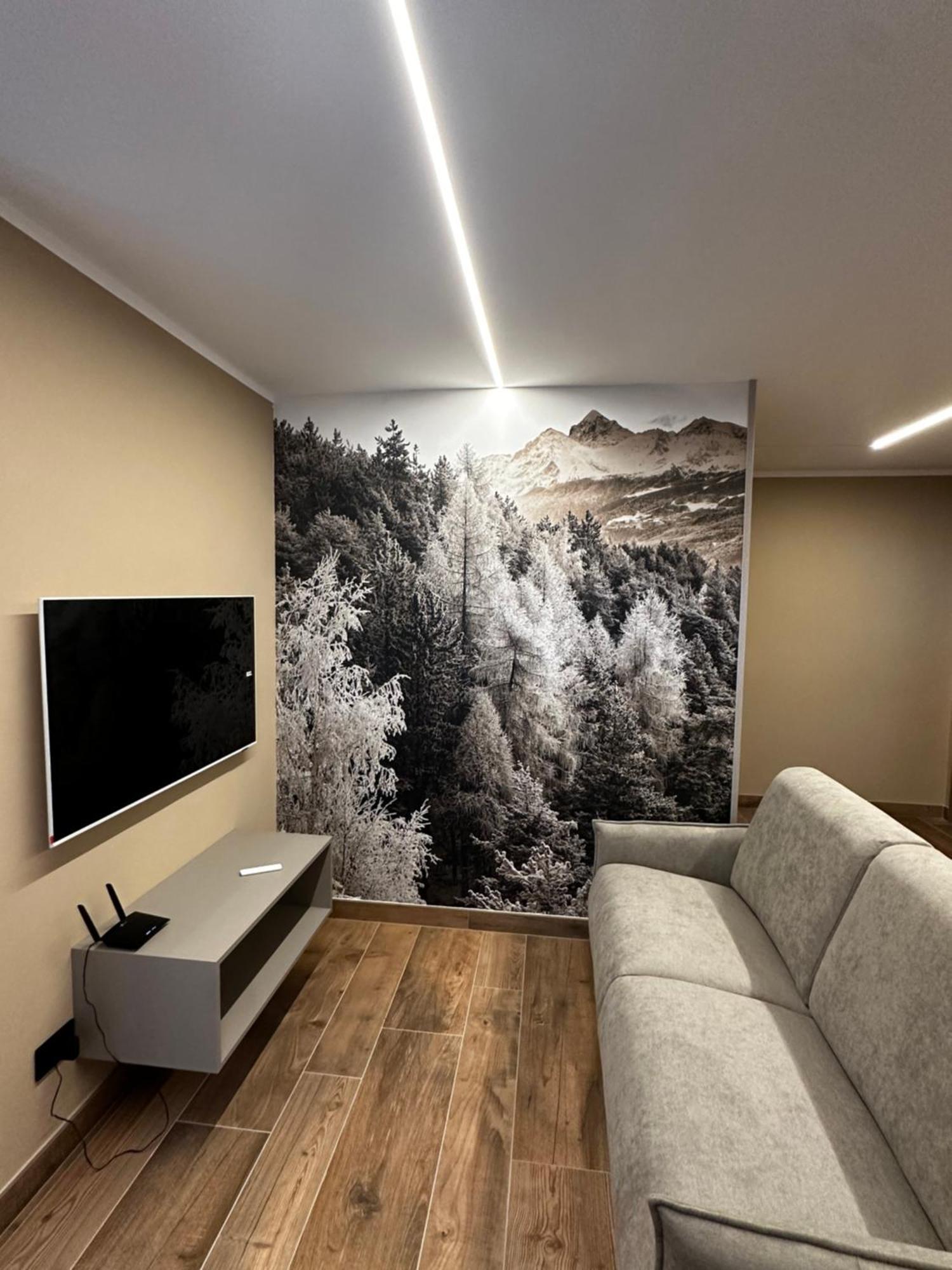 Aosta Center Holidays Apartments Ngoại thất bức ảnh