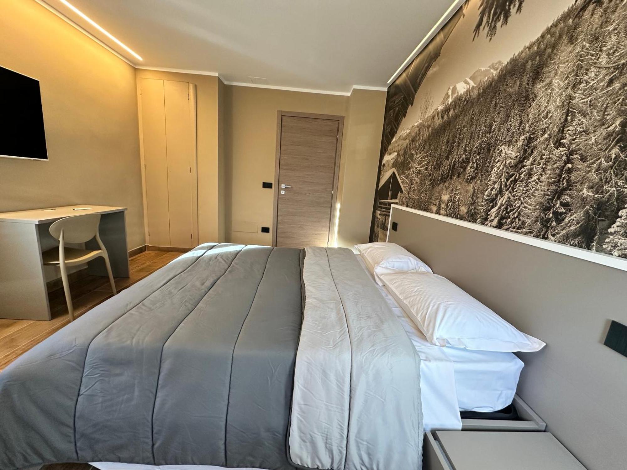 Aosta Center Holidays Apartments Ngoại thất bức ảnh